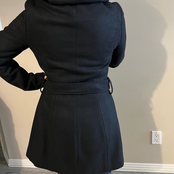 Le Chateau mid length hooded wrap coat - Picture 6 of 9